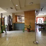 Ξενοδοχείο Theresia 3*