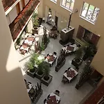 Ξενοδοχείο Theresia