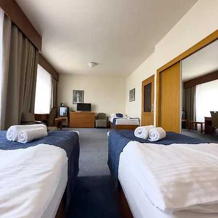 Theresia Otel Kolín
