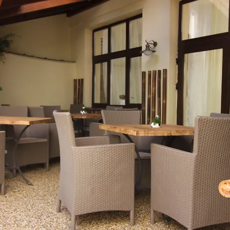 Theresia Hotel
